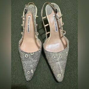 Manolo blahnik women’s heels Size 37